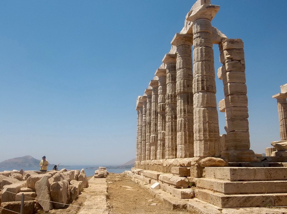 Kap Sounion, Griechenlands, Dionysostempel, Säulenreihe